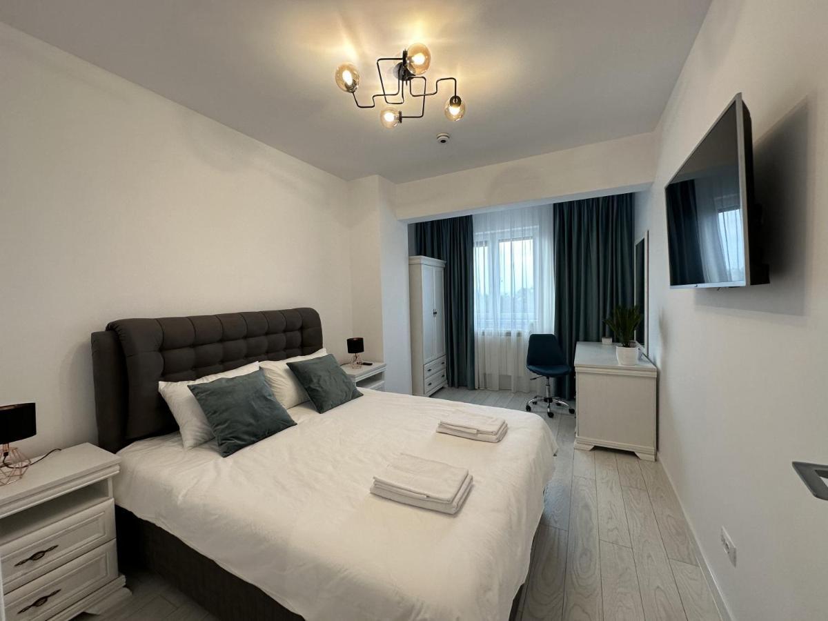 Apartament Apartament In Suceava, Zamca Zewnętrze zdjęcie