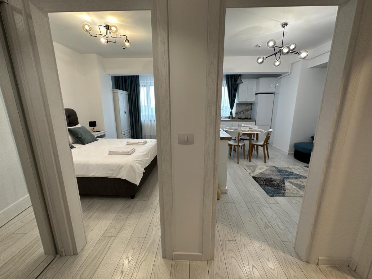 Apartament Apartament In Suceava, Zamca Zewnętrze zdjęcie